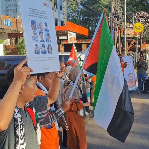 Aktivis Makassar Desak Israel Bebaskan Relawan yang Disandera