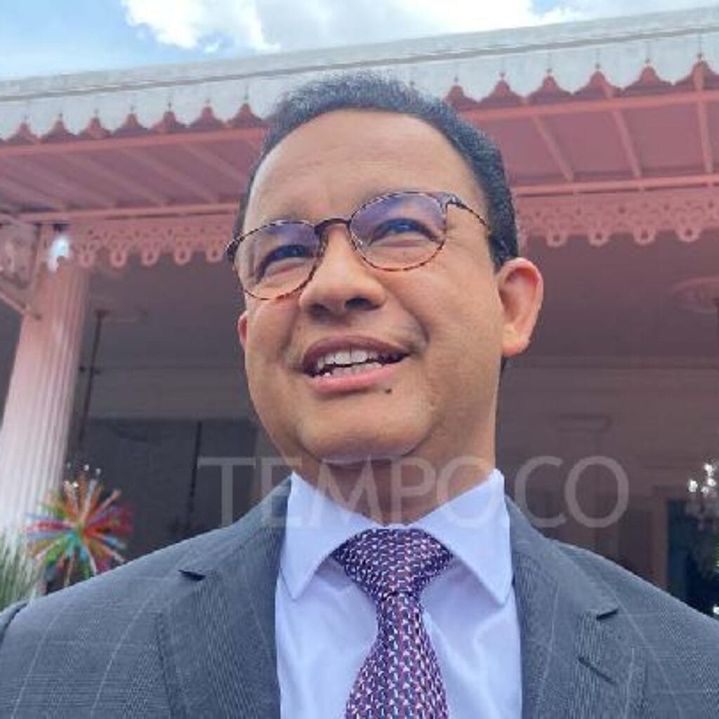 Anies Baswedan Pesan ke Wisudawan UGM agar Tangguh Hadapi Medan Berat