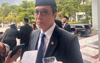 IHSG Anjlok Lebih dari 4%, BEI Sebut Tekanan Datang dari Berbagai Arah