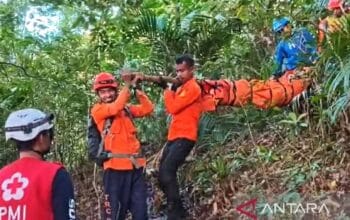 Lima pendaki tersambar petir di Gunung Marolo Maros, satu orang tewas