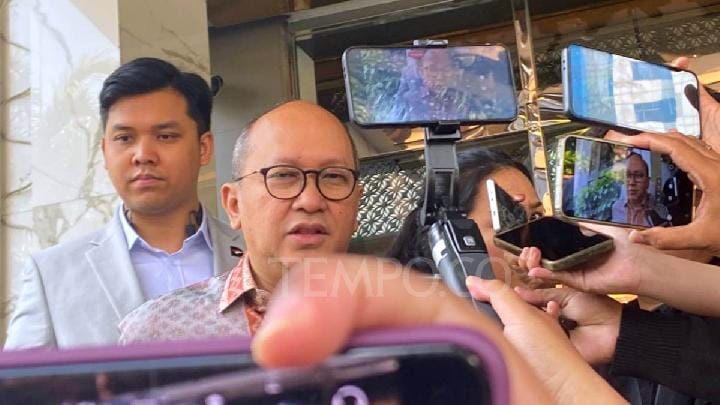 Rosan Roeslani Konfirmasi Luke Thomas Mahony sebagai Dirut PT Danantara Sumber Daya Indonesia 1 Rosan Roeslani Konfirmasi Luke Thomas Mahony sebagai Dirut PT Danantara Sumber Daya Indonesia