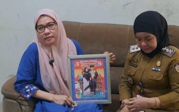 Tangis Ibu Relawan Asal Makassar, Anaknya Disandera Israel Saat Misi Bantuan ke Gaza
