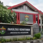 Ngaku Ketua PKKMB, Oknum Mahasiswa Kehutanan Unhas Ancam Maba Lewat WhatsApp – Dekanat Siapkan Pemecatan