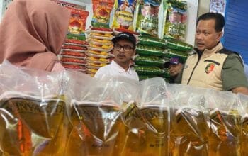 Harga Minyakita Akan Naik, Pedagang di Makassar Curi Start Jual di Atas HET 5 Harga Minyakita Akan Naik, Pedagang di Makassar Curi Start Jual di Atas HET