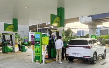 Harga Solar di SPBU Pertamina, BP, dan Shell Turun 5 Harga Solar di SPBU Pertamina, BP, dan Shell Turun