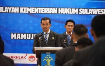 Kakanwil Kemenkum Sulbar Lantik 12 PNS, Tegaskan ASN Harus Jadi Pelayan Masyarakat