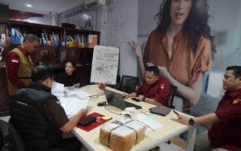 Kejati Sulsel Geledah Kantor Penyedia Proyek, Dalami Dugaan Korupsi Perpustakaan Digital 7 Kejati Sulsel Geledah Kantor Penyedia Proyek, Dalami Dugaan Korupsi Perpustakaan Digital