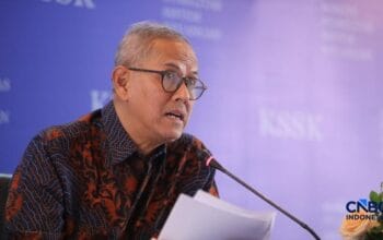 LPS Targetkan Masyarakat Tanpa Rekening Bank Turun Jadi 13 Juta Orang pada 2026 6 LPS Targetkan Masyarakat Tanpa Rekening Bank Turun Jadi 13 Juta Orang pada 2026