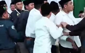 Munas dan Konbes NU Diwarnai Kericuhan, Aksi Saling Dorong di Ploso Kediri