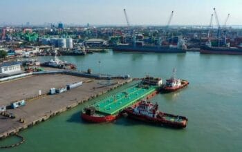 Pelindo Marine Dukung Transisi Energi Hijau dengan Pengangkutan Bahan Baku B50