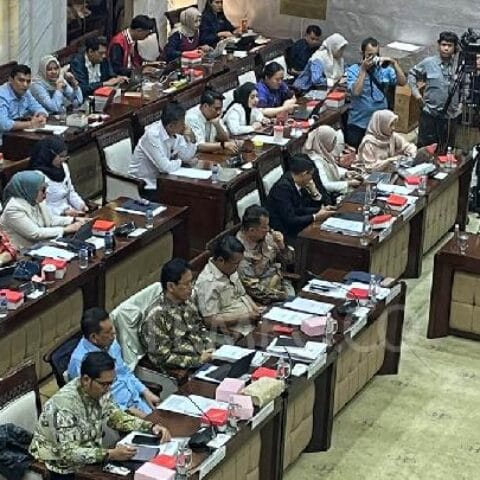 Pemerintah-DPR Sepakat RUU P2SK Dibawa ke Paripurna
