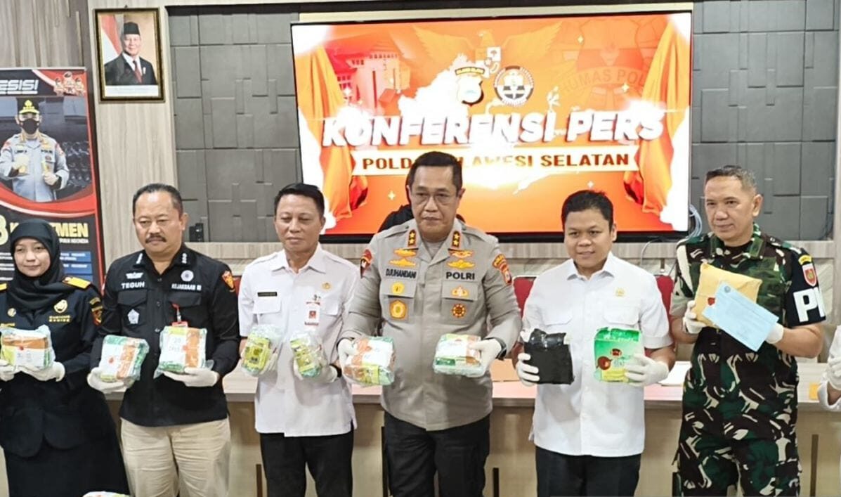Polda Sulsel Musnahkan Narkoba Rp90 Miliar, Selamatkan 237 Ribu Jiwa 1 Polda Sulsel Musnahkan Narkoba Rp90 Miliar, Selamatkan 237 Ribu Jiwa