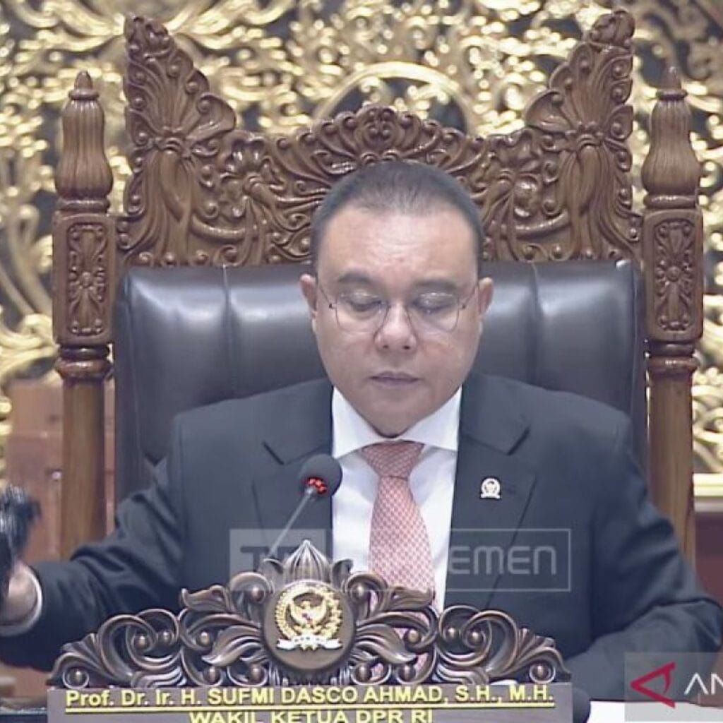 Rapat Paripurna DPR Setujui RUU Polri Disahkan Jadi Undang-Undang