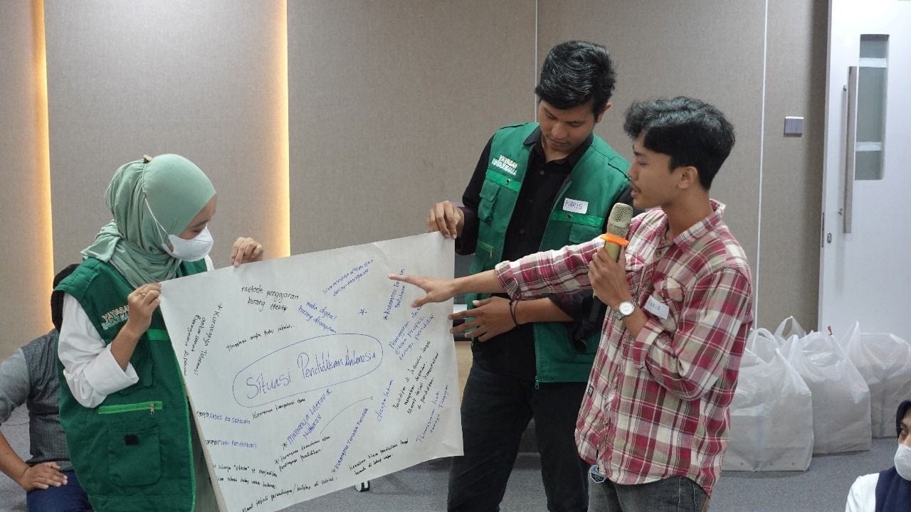 Yayasan Hadji Kalla Buka Beasiswa S1, D4 dan D3, Ini Syaratnya! 1 Yayasan Hadji Kalla Buka Beasiswa S1, D4 dan D3, Ini Syaratnya!