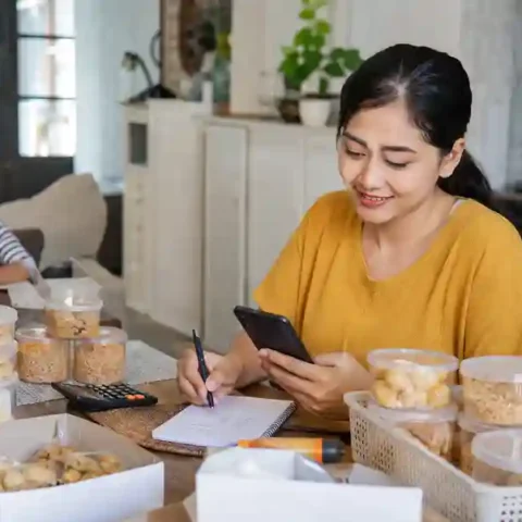 Cara Memulai Bisnis dari Rumah untuk Ibu Rumah Tangga: Modal Kecil dan Fleksibel