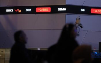 Bursa Asia Melemah, IHSG Ditutup Menguat di Tengah Aliran Dana Asing