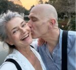 Kecewa Foto Tak Sesuai Pria di Makassar Batalkan Kencan MiChat dan Berujung Dikeroyok 2 Paulina Porizkova Menikah di Usia 61 Tahun Setelah Bertemu Jodoh di Aplikasi Kencan