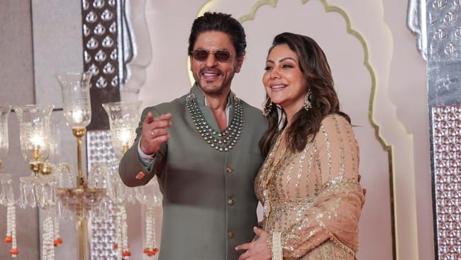 Shah Rukh Khan Masuk Daftar Miliarder Dunia, Ini Sumber Kekayaannya 1 Shah Rukh Khan Masuk Daftar Miliarder Dunia, Ini Sumber Kekayaannya