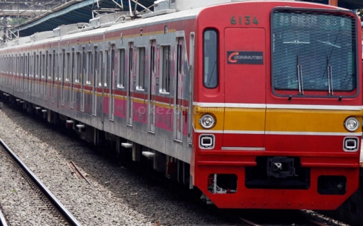 Viral Penumpang Ngevape di KRL, KAI Commuter Blacklist Pelaku Seumur Hidup 1 Viral Penumpang Ngevape di KRL, KAI Commuter Blacklist Pelaku Seumur Hidup