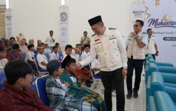 YBM PLN UID Sulselrabar Gelar Khitanan Massal dan Berbagi Kado Anak Yatim Dhuafa