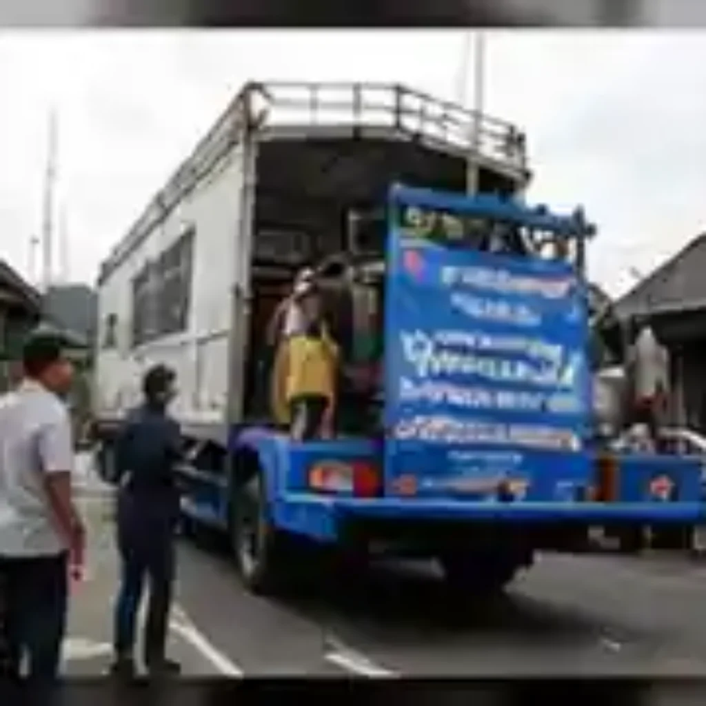 Gubernur Sulsel Kirim 30 Ton Bantuan untuk Korban Gempa NTT