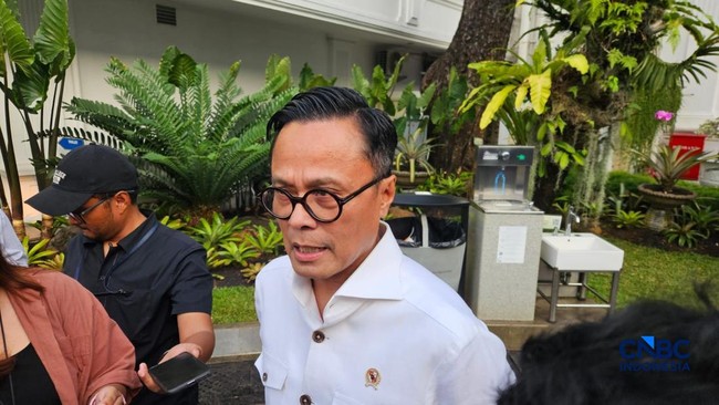 Bos Danantara Bocorkan Rencana IPO Pegadaian Pelindo hingga Angkasa Pura 1 Bos Danantara Bocorkan Rencana IPO Pegadaian Pelindo hingga Angkasa Pura