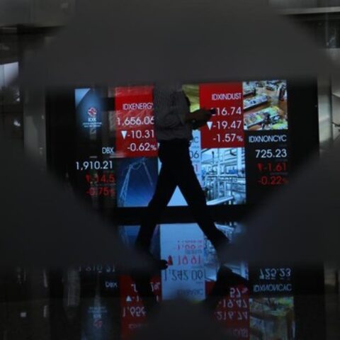 CIMB Niaga: BI Rate Naik Lagi, Momentum Mengunci Yield Obligasi 11 CIMB Niaga: BI Rate Naik Lagi, Momentum Mengunci Yield Obligasi