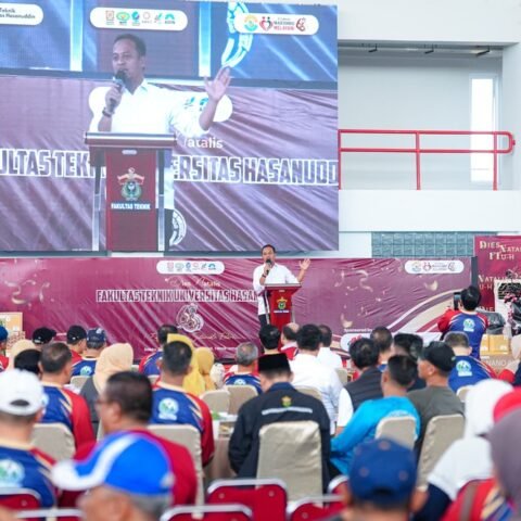 Gubernur Andi Sudirman Dorong Engineer FT Unhas Sukseskan Pembangunan Infrastruktur Sulsel 11 Gubernur Andi Sudirman Dorong Engineer FT Unhas Sukseskan Pembangunan Infrastruktur Sulsel