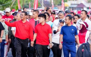 Hari Pramuka ke-65 di Bone, Gubernur Sulsel dan Mentan RI Lepas Ribuan Peserta Jalan Sehat 5 Hari Pramuka ke-65 di Bone, Gubernur Sulsel dan Mentan RI Lepas Ribuan Peserta Jalan Sehat
