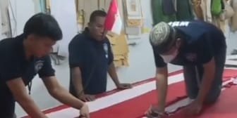 Jelang HUT RI ke-81, Warga Binaan Lapas Makassar Jahit Ratusan Bendera Merah Putih 1 Jelang HUT RI ke-81, Warga Binaan Lapas Makassar Jahit Ratusan Bendera Merah Putih