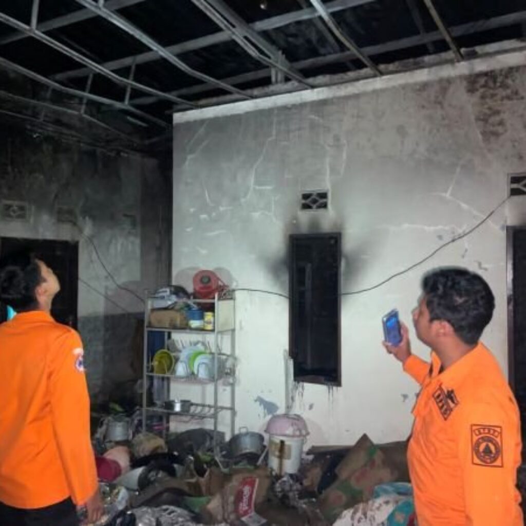 Kebakaran Rumah di Manggala Diduga Akibat Korsleting Listrik