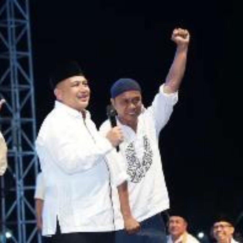 Maulid Akbar Kota Makassar di Pelabuhan Paotere, Perahu Nelayan Jadi Ikon Suasana Unik