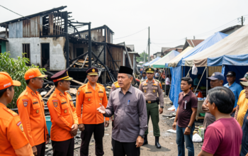 Munafri Pastikan Kebutuhan 90 KK Korban Kebakaran Tallo Terpenuhi 7 Wali Kota Makassar meninjau penanganan warga terdampak kebakaran di Tallo