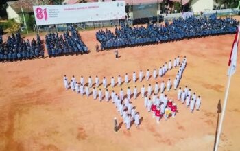 Paskibraka Tana Toraja Tampilkan Formasi Tongkonan di HUT ke-81 RI