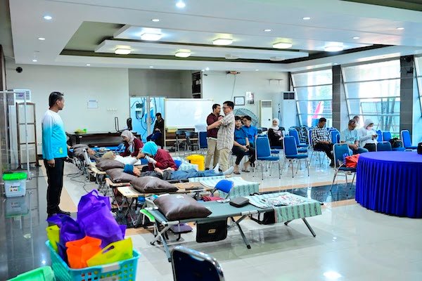 PDAM Makassar dan Karang Taruna Gelar Donor Darah 1 PDAM Makassar dan Karang Taruna Gelar Donor Darah