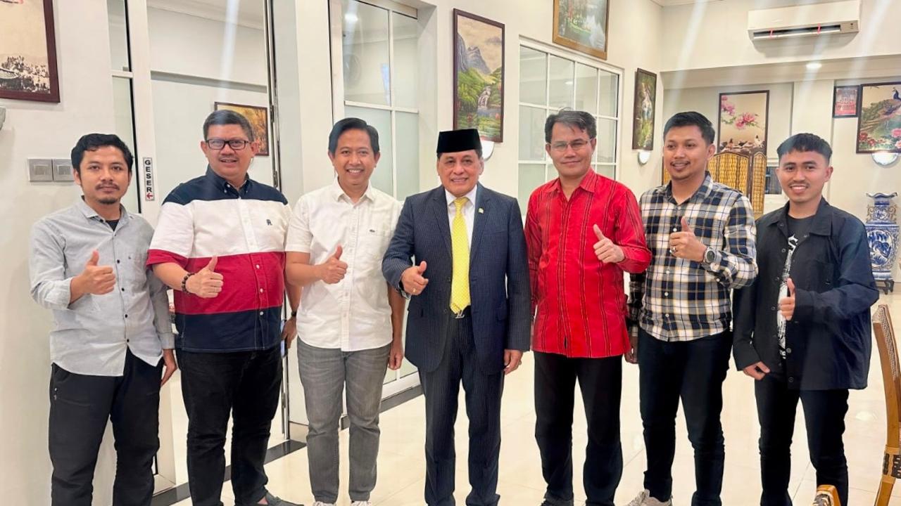 Pengurus IKA JIA FEB UNM Temui Nurdin Halid Bahas Pelantikan dan Raker September 2026 1 Pengurus IKA JIA FEB UNM Temui Nurdin Halid Bahas Pelantikan dan Raker September 2026