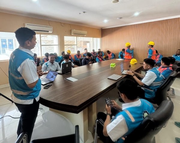 PLN ULP Mattoanging Perkuat Kesiapan Petugas Yantek Jelang HUT ke-81 RI 1 PLN ULP Mattoanging Perkuat Kesiapan Petugas Yantek Jelang HUT ke-81 RI