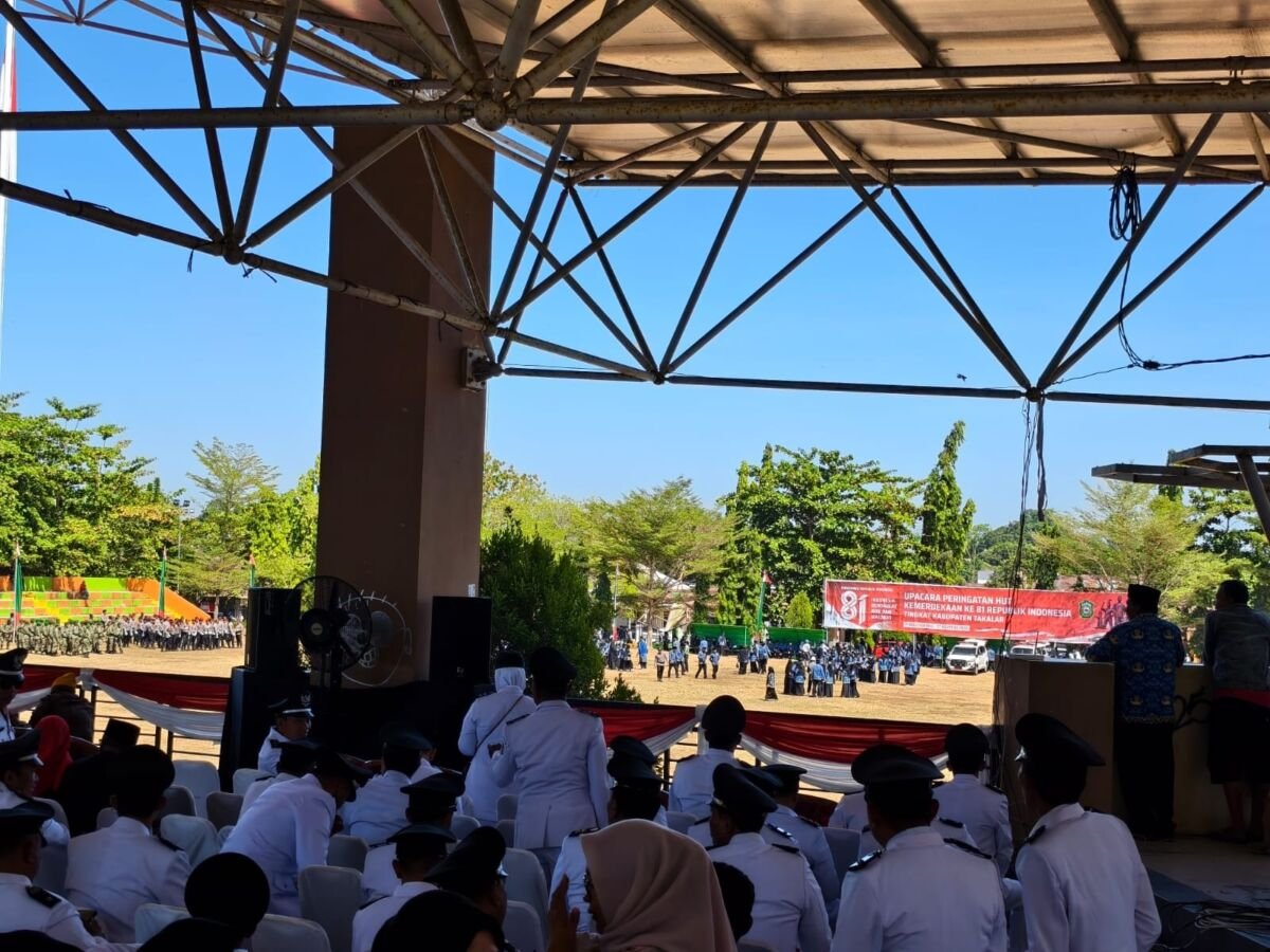 PLN ULP Takalar Sukses Kawal Pengibaran dan Penurunan Merah Putih HUT RI ke-81 1 PLN ULP Takalar Sukses Kawal Pengibaran dan Penurunan Merah Putih HUT RI ke-81
