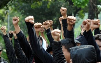 Polrestabes Catat 18 Titik Unjuk Rasa di Makassar, Waspada Gangguan Lalu Lintas 5 Polrestabes Catat 18 Titik Unjuk Rasa di Makassar, Waspada Gangguan Lalu Lintas