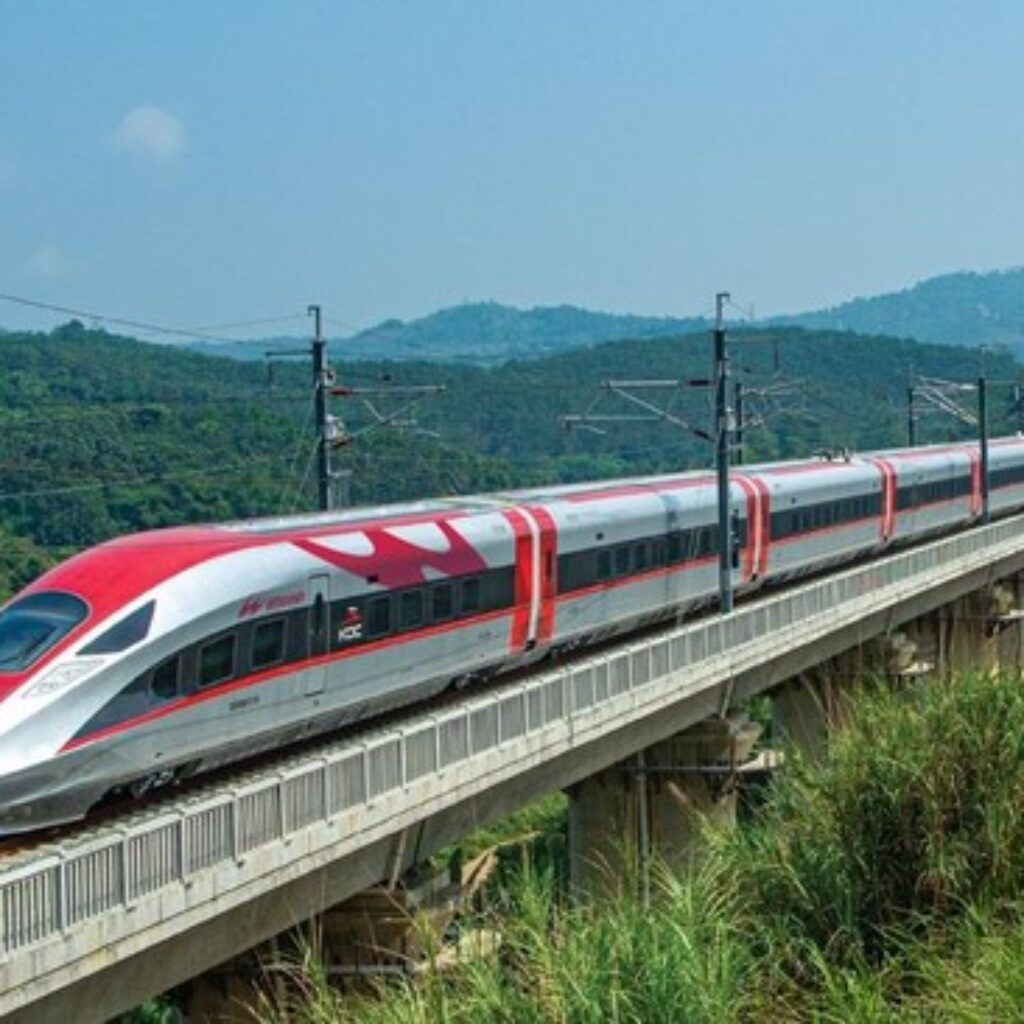 Purbaya: China Minat Garap Perpanjangan Kereta Cepat ke Jawa Timur