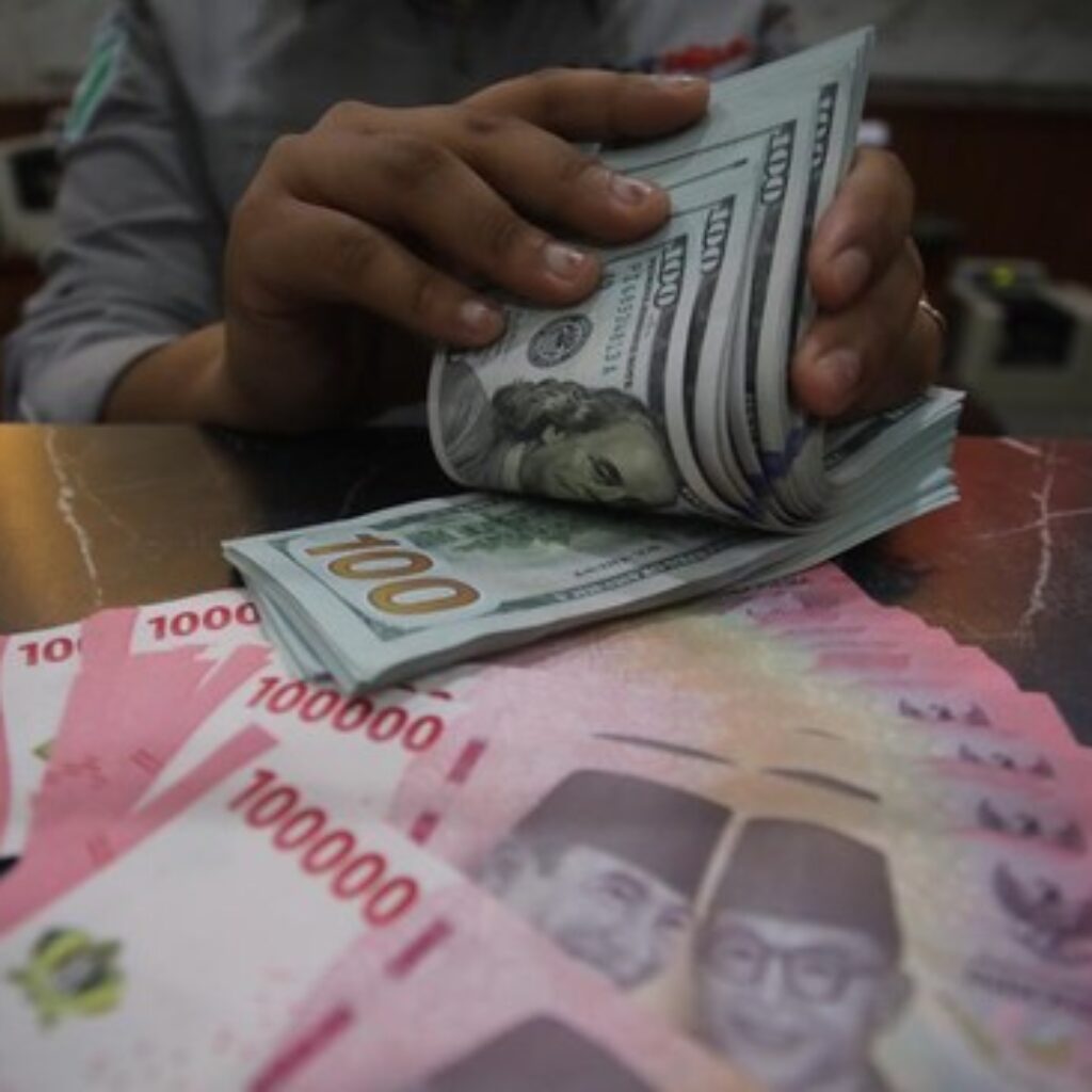 Rupiah Menguat ke Rp17.835/US$ Jelang Pidato Kenegaraan Prabowo