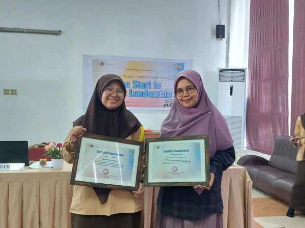 SMP Bosowa School Makassar Bekali Siswa Keterampilan Kesekretariatan di LDKS 1 SMP Bosowa School Makassar Bekali Siswa Keterampilan Kesekretariatan di LDKS