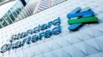 Standard Chartered PHK 7.000 Karyawan Hingga 2030, AI Jadi Biang Kerok Efisiensi