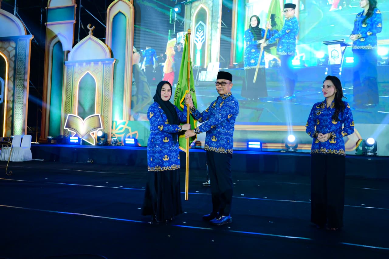 Sulsel Sukses Jadi Tuan Rumah MTQ VIII KORPRI Nasional, Sumbar Juara Umum Bawa Pulang Piala Bergilir 1 Sulsel Sukses Jadi Tuan Rumah MTQ VIII KORPRI Nasional, Sumbar Juara Umum Bawa Pulang Piala Bergilir