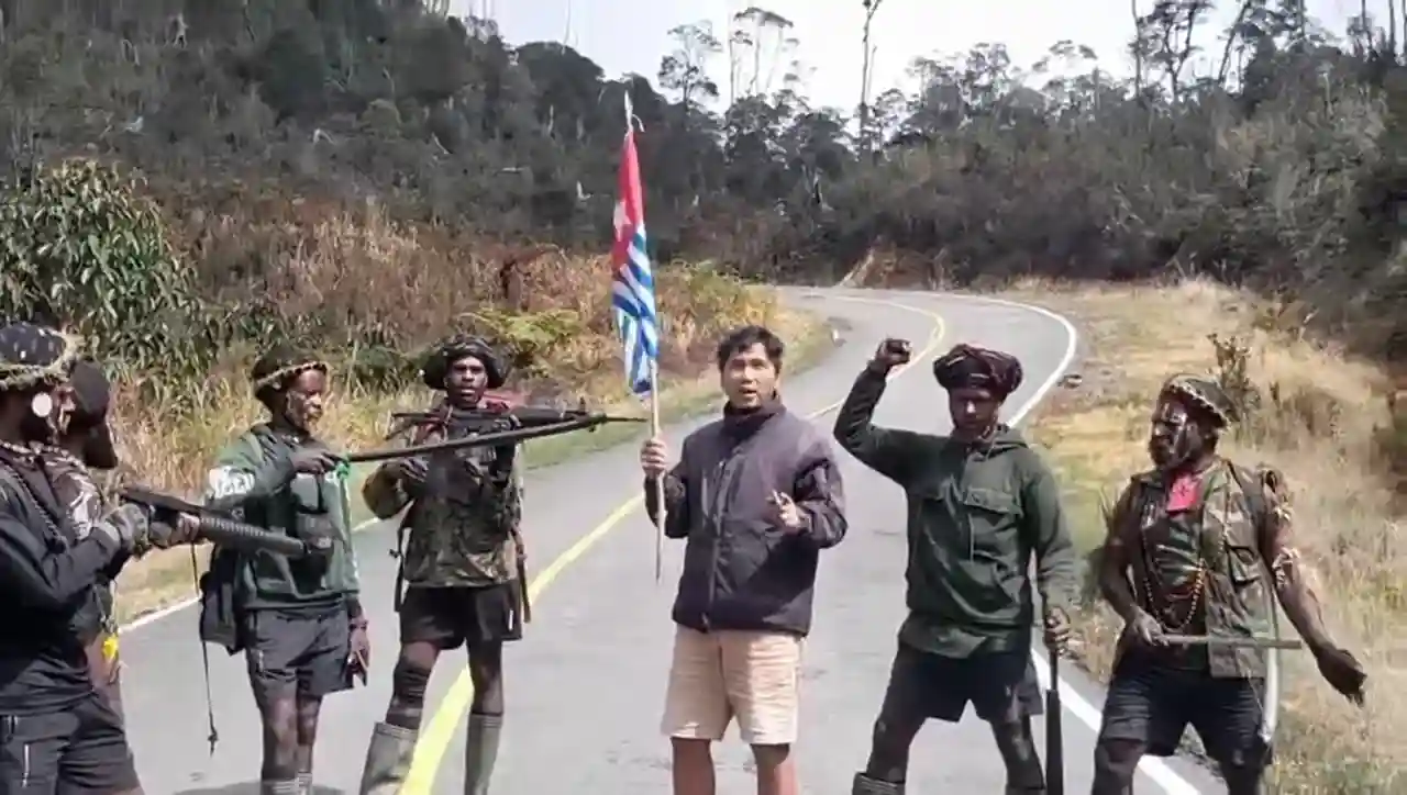 Sopir Asal Toraja Tewas Ditembak di Jalur Wamena-Nduga, TPNPB-OPM Klaim Bertanggung Jawab 1 Sopir Asal Toraja Tewas Ditembak di Jalur Wamena Nduga TPNPB OPM Klaim Bertanggung Jawab