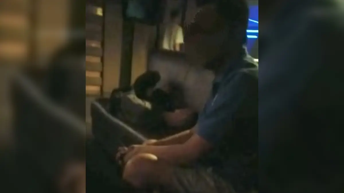 Viral Kiai di Makassar Disebut Berdansa dengan LC di THM, Bantah Tuduhan hingga Lapor Polisi 1 Viral Kiai di Makassar Disebut Berdansa dengan LC di THM