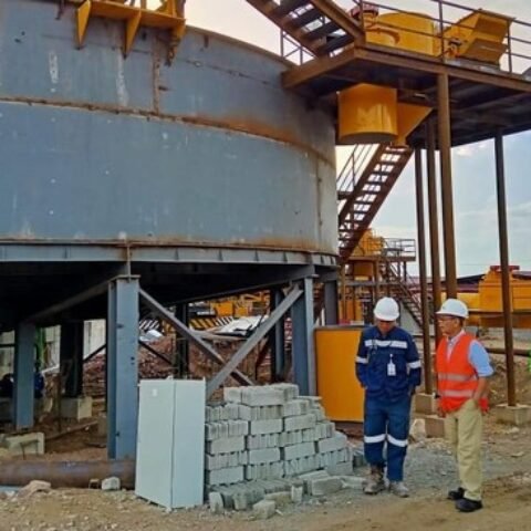 Anak Konglomerat Keluarga Bakrie Borong Saham BRMS 750.500 Lembar