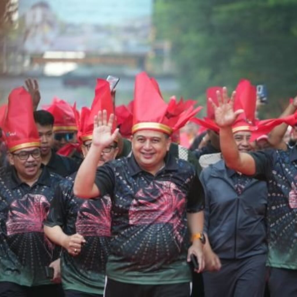 Appi dan Pangdam XIV Hasanuddin Ikut Lari di Patonro Elite Run 2026