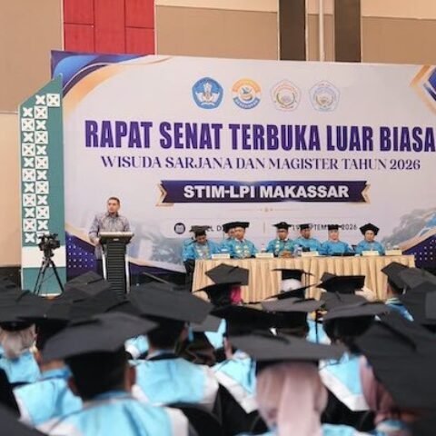 Appi Sampaikan Pesan ke Wisudawan STIM-LPI: Jaga Integritas dan Nama Baik Almamater