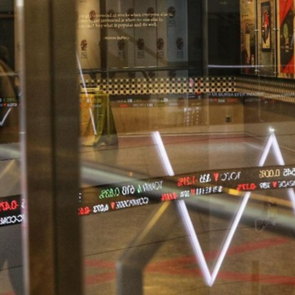 Asing Lima Hari Berturut Borong Saham Bank, Total Capai Rp3,87 Triliun